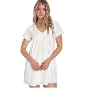 Lulus Short Sleeve Freestyle White Shift Dress size XS NWT